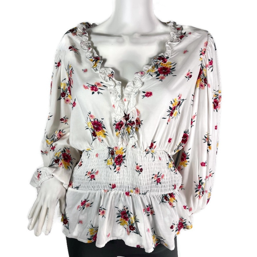 Kaii Women’s Tops Size XL
